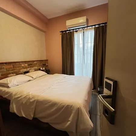 بيت شباب Archeo (adults Only) *